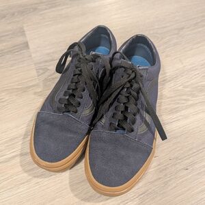 Vans Old Skool Unisex Sneaker, US Men 6.5, Women 8